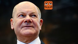 Bundeskanzler Scholz lächelt