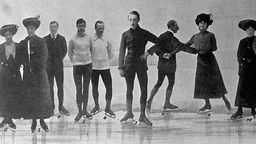 Mehrere Teilnehmer der Eiskunstlaufwettbewerben der Olympischen Spiele 1908.