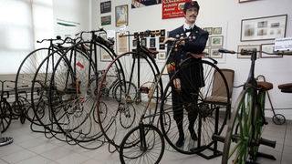 Draisine und alte Räder im Zweirad- und Technikmuseum in Werder.