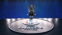 Präsentation des EM-Pokals vor dem offiziellen Logo der EM 2016.
