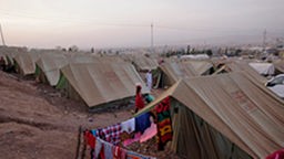 Jesidische Flüchtlinge in Camp.
