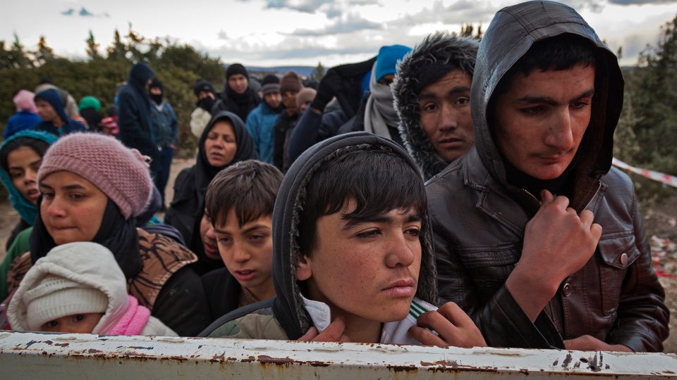 Eine Gruppe junger Flüchtlinge.