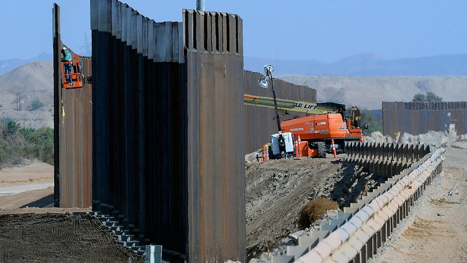 Bauarbeiten an der Grenzsicherungsanlage zwischen den USA und Mexiko.