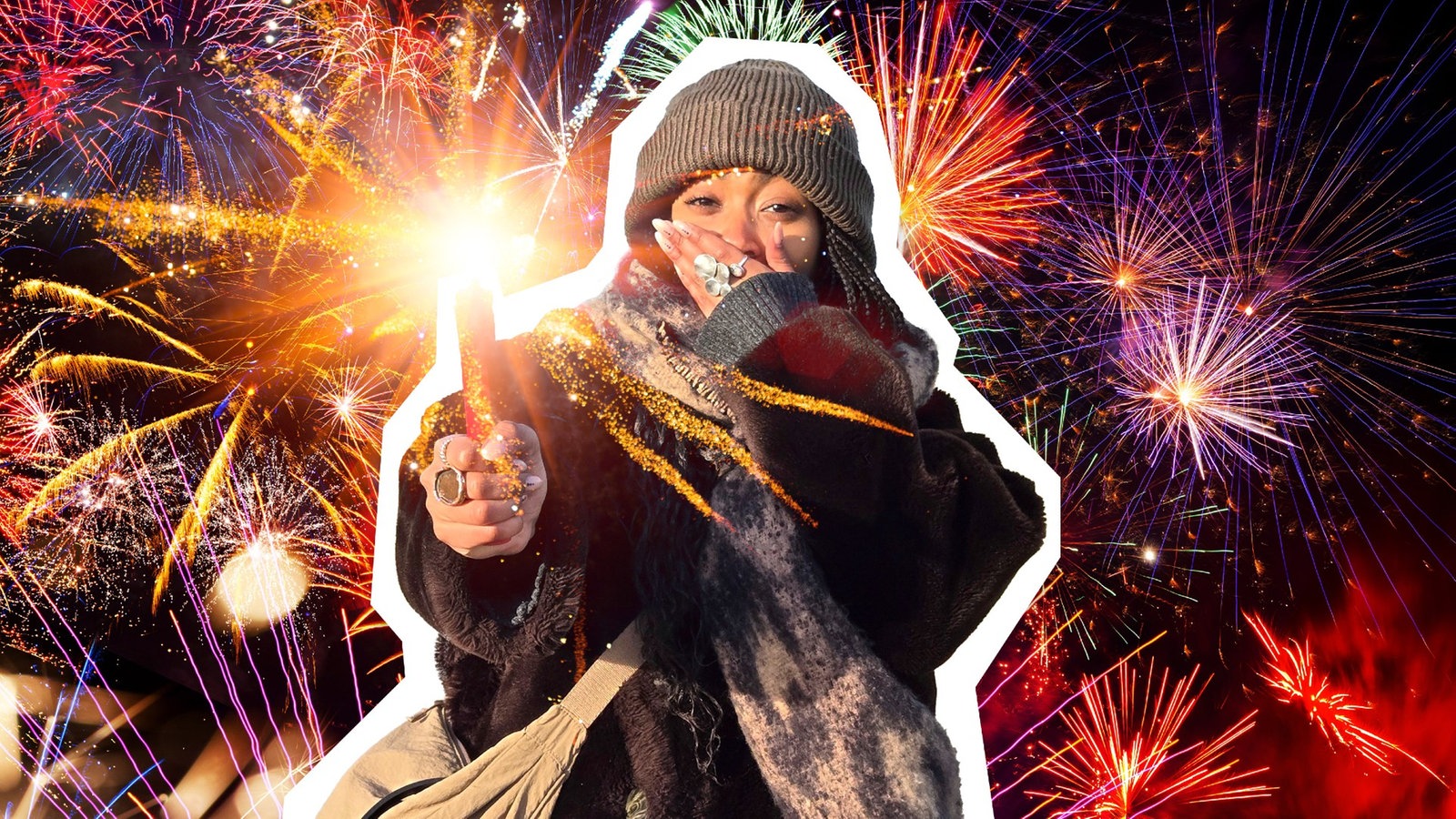 Reporterin Luam hält sich eine Hand erschrocken vor den Mund, in der anderen Hand hält sie einen Böller. An diesem Böller ist grafisch eine Explosion im Comic Look zu sehen. Der bearbeitet und zeigt einen Himmel voller Silvester-Feuerwerk.